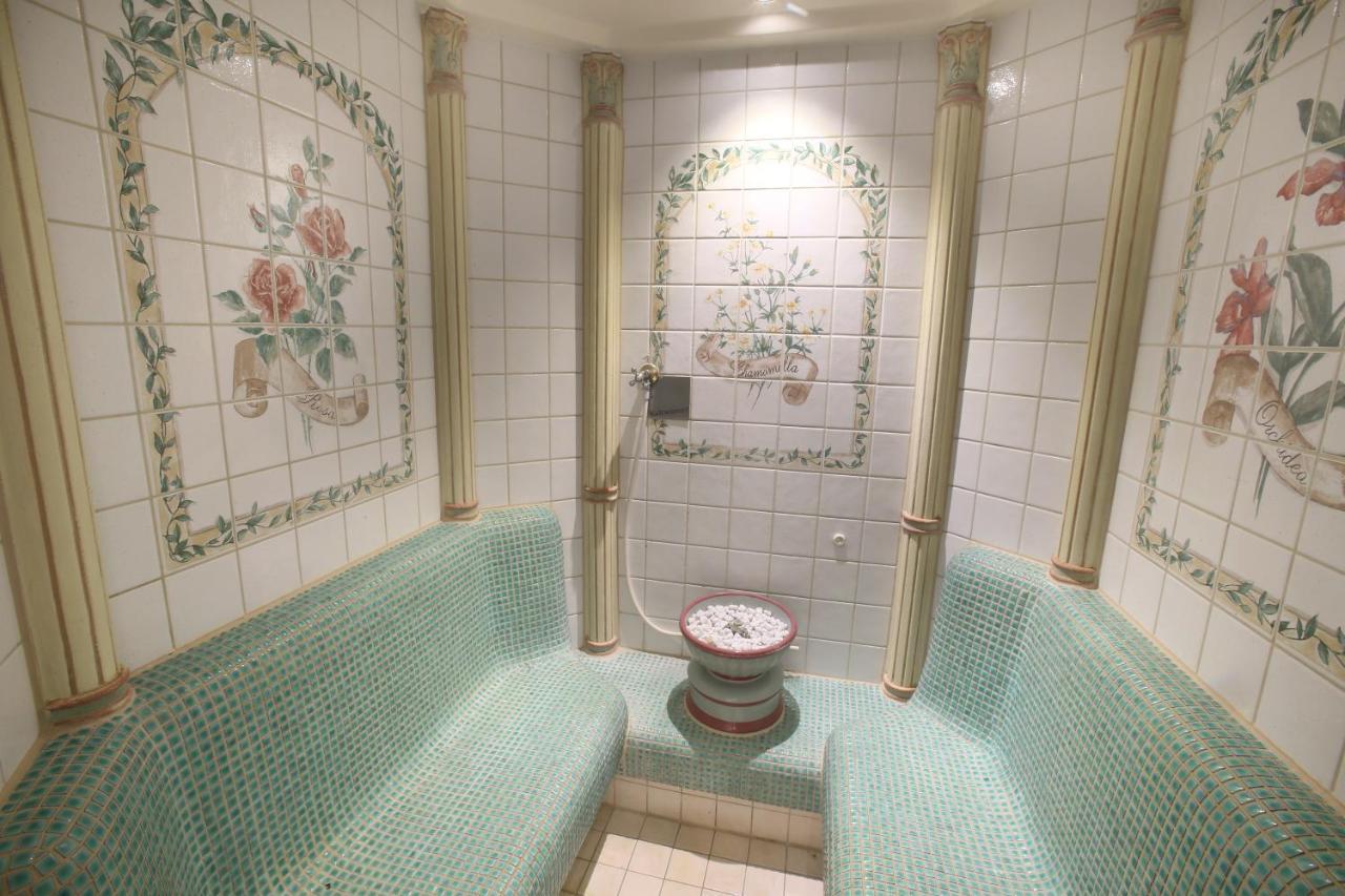 25H Spa-Residenz Pools In & Out, Private Garden & Beach Нойзидль-ам-Зе Экстерьер фото