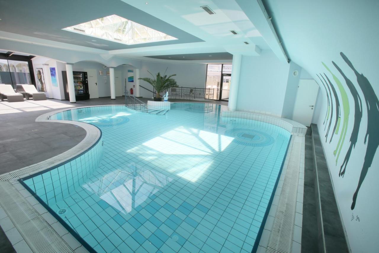 25H Spa-Residenz Pools In & Out, Private Garden & Beach Нойзидль-ам-Зе Экстерьер фото